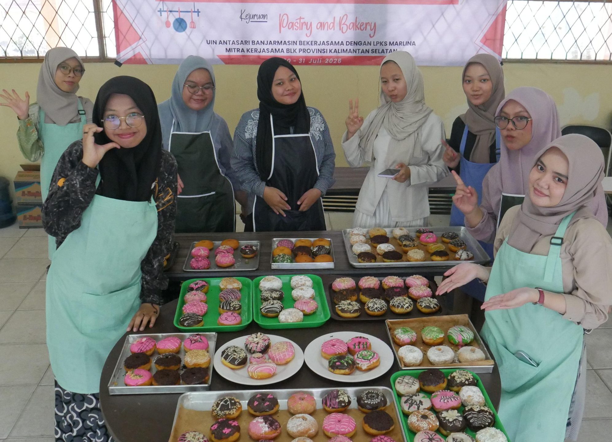 Pelatihan Membuat Roti dan Pastry UIN Antasari